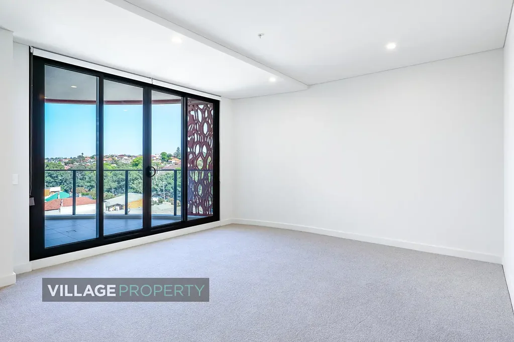 Contemporary Living Overlooking Sweeping Area Views - Bloom Arncliffe