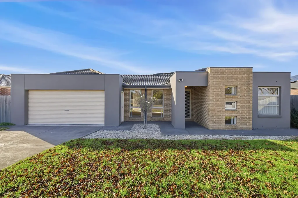Quiet & Modern Living