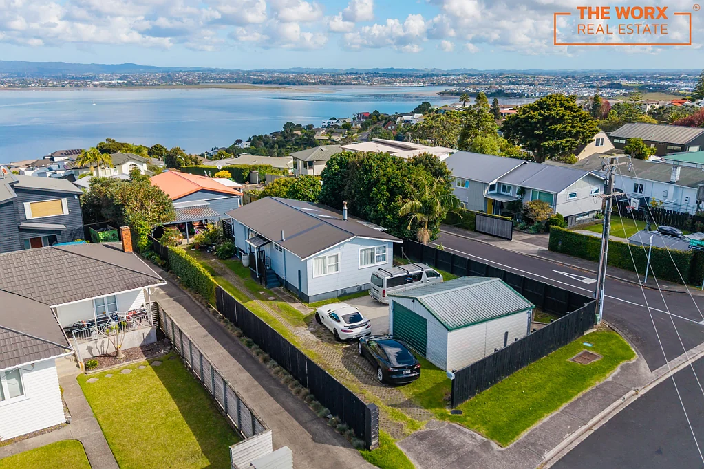 Beach Haven 3房  Sea Views, Style, & Serious Value In Beach Haven