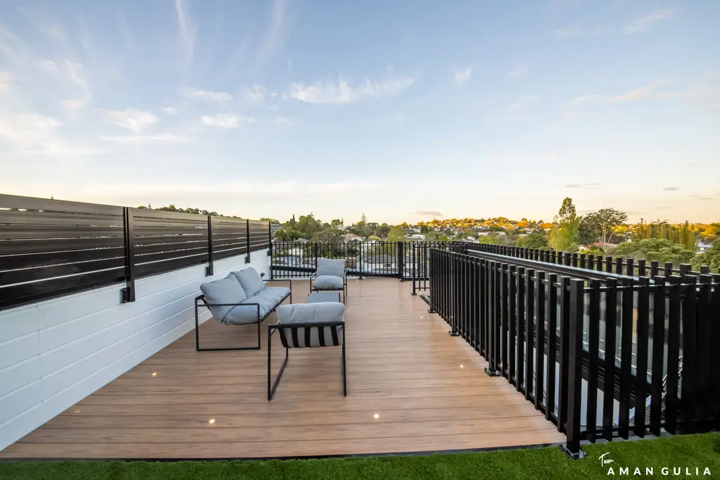 Titirangi 4침실 Rooftop Terrace Living - A West Auckland First!