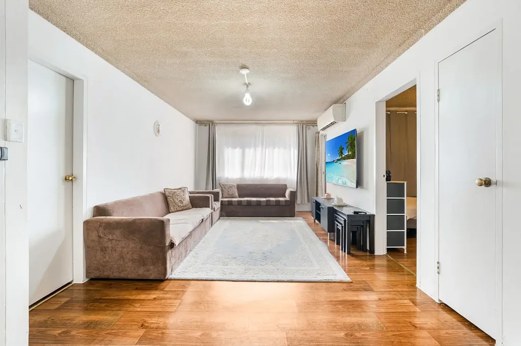 Liverpool 2Kwarto Great Location, Excellent first home/investment