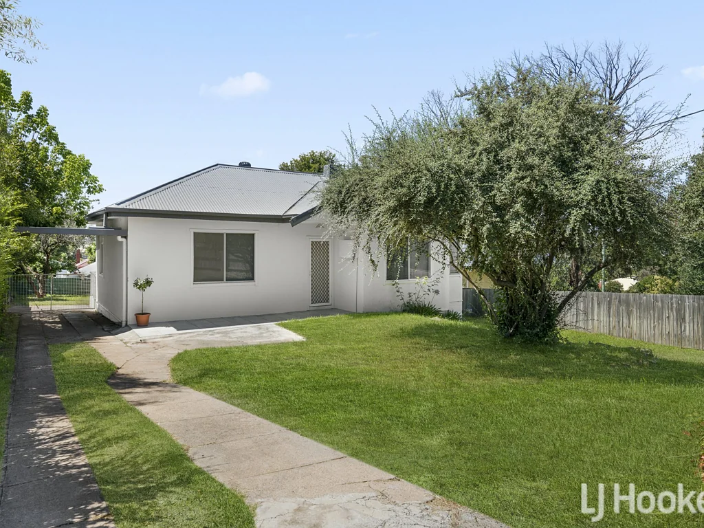 14 Veness Street, Bathurst, NSW 2795