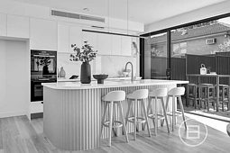 1/11 Ian Crescent, Airport West