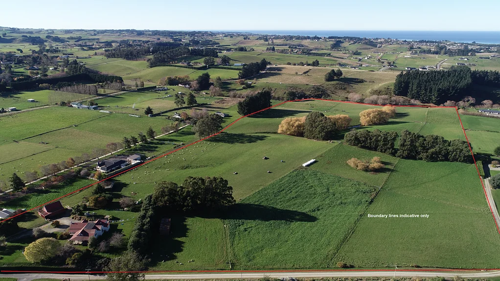 Weston Desirable Lifestyle - Subdivision Opportunity