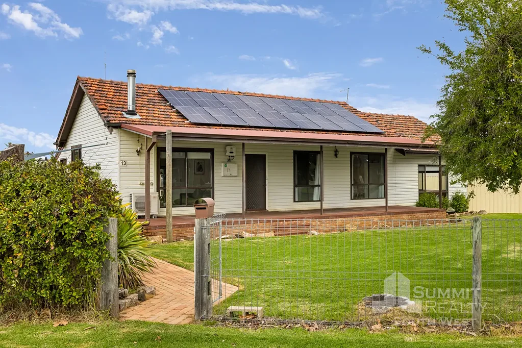 Harvey 3 Slaapkamer LIVE THE OUTDOOR LIFESTYLE ON HUGE CORNER BLOCK