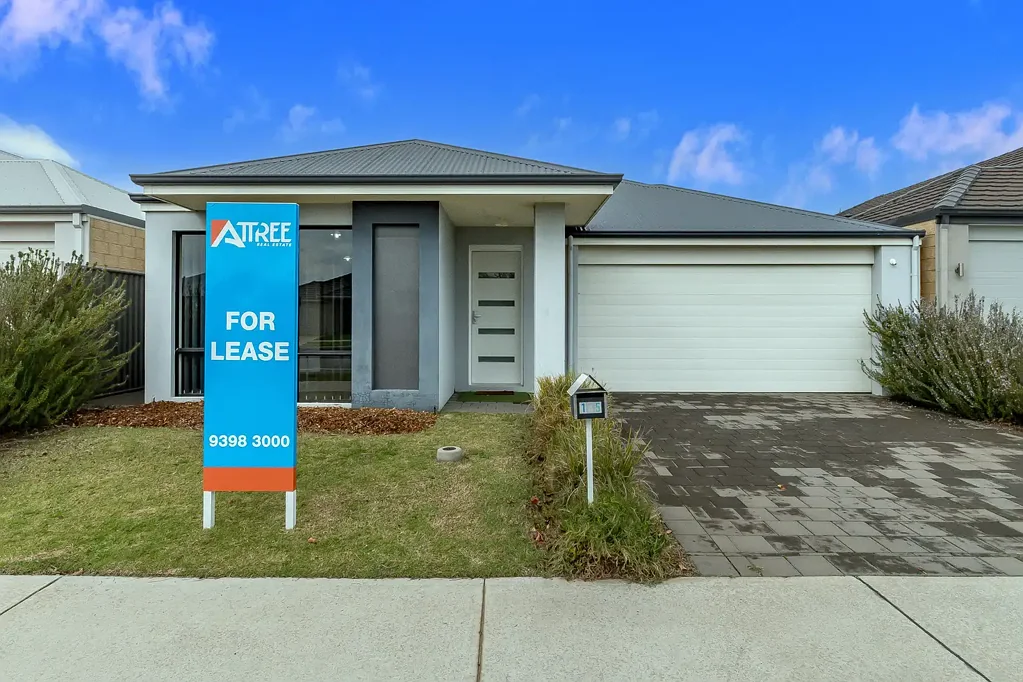 FAMILY LIVING IN A PRIME HARRISDALE LOCATION | 4 BEDROOMS + STUDY + THEATRE
