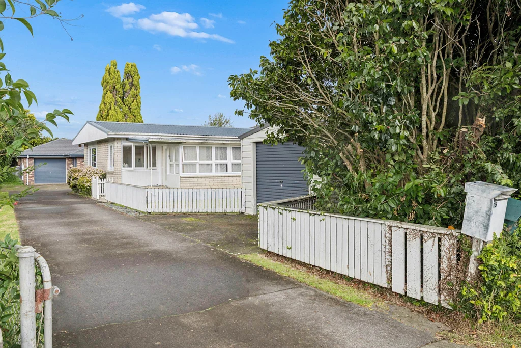 Papakura 3Moenga FREEHOLD FAMILY FAVOURITE – ACT FAST!