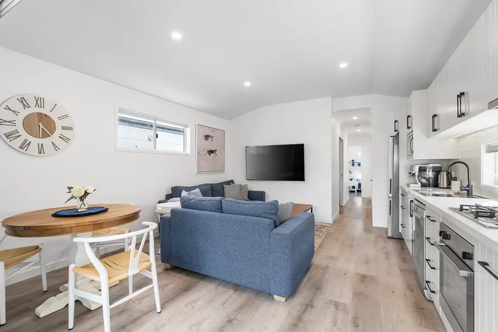 Lake Conjola 3部屋 Hamptons-Inspired Luxury – Walk-In, Walk-Out Holiday Retreat