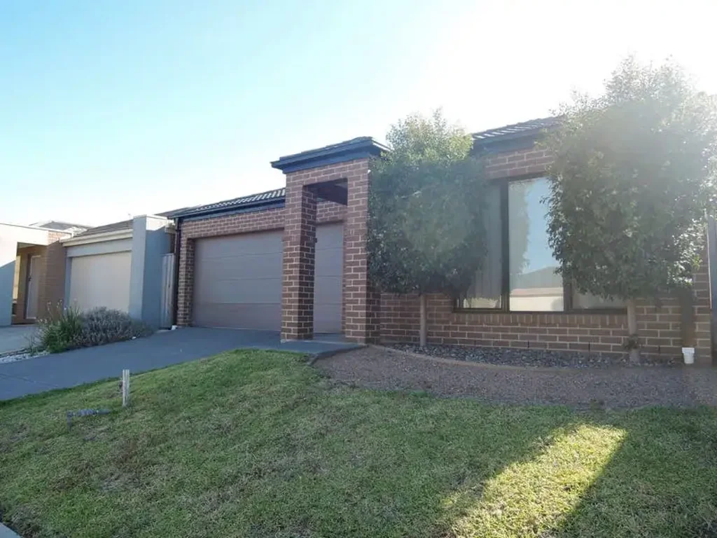 32 Larson Avenue, Tarneit, VIC 3029