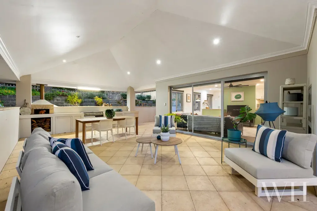 Palmyra 4બેડરૂમ Contemporary Family Living: North-Facing Garden Sanctuary