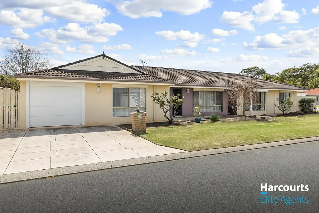 3 Fairway Place, Cooloongup, WA 6168