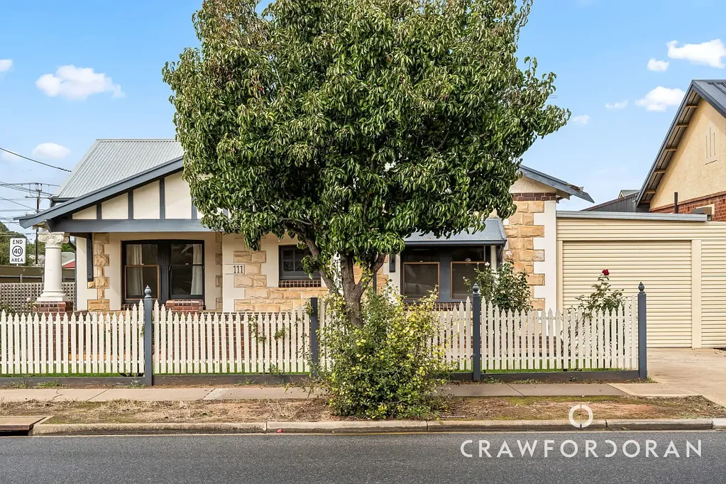 Renown Park 3침실 A Blight Street Corner Bungalow with its Best Years Ahead