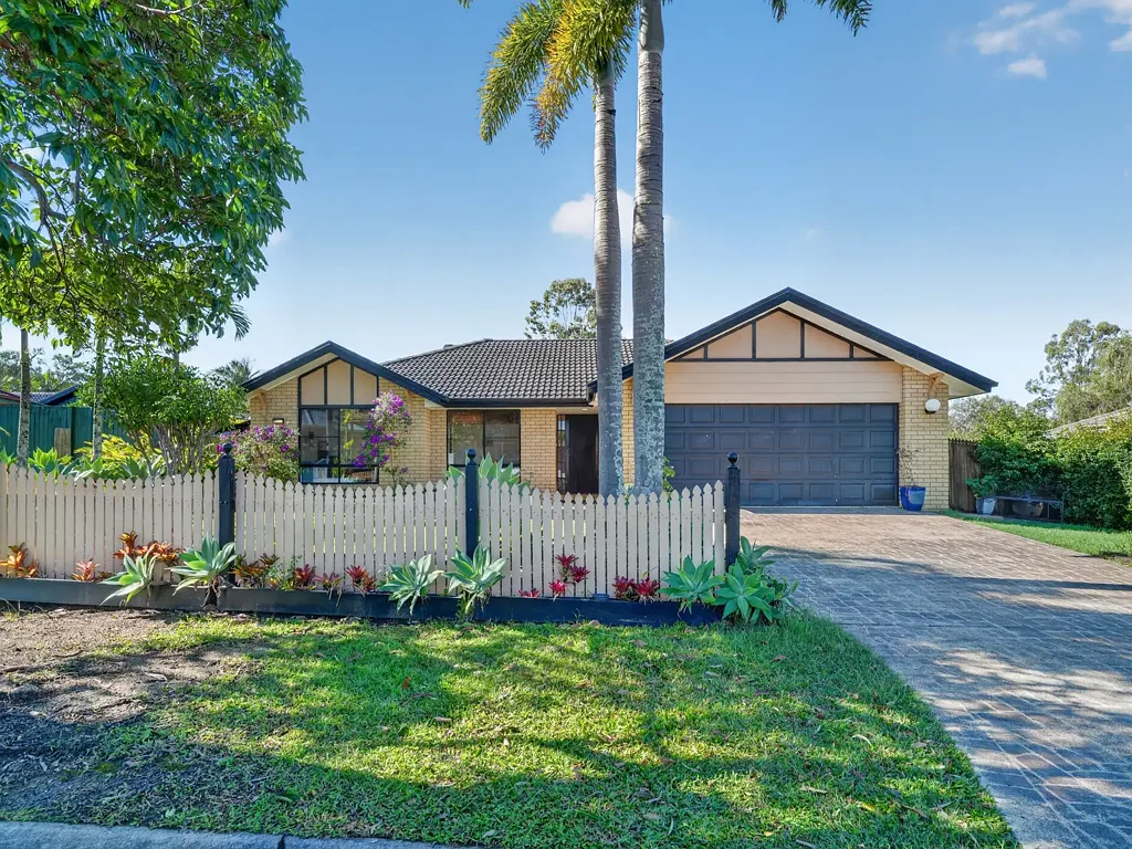 Wellington Point 4Moenga A Home Filled with Heart, Ready for Its Next Chapter