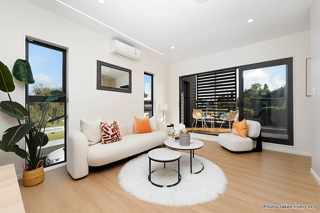Henderson 3Phòng ngủ Modern Living in a Prime Location