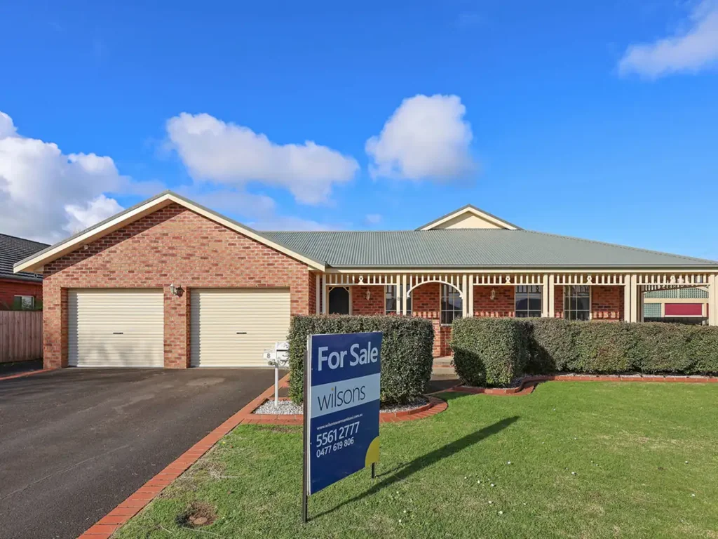Warrnambool 3 Bedroom QUALITY HOME OR INVESTMENT ON LARGE BLOCK