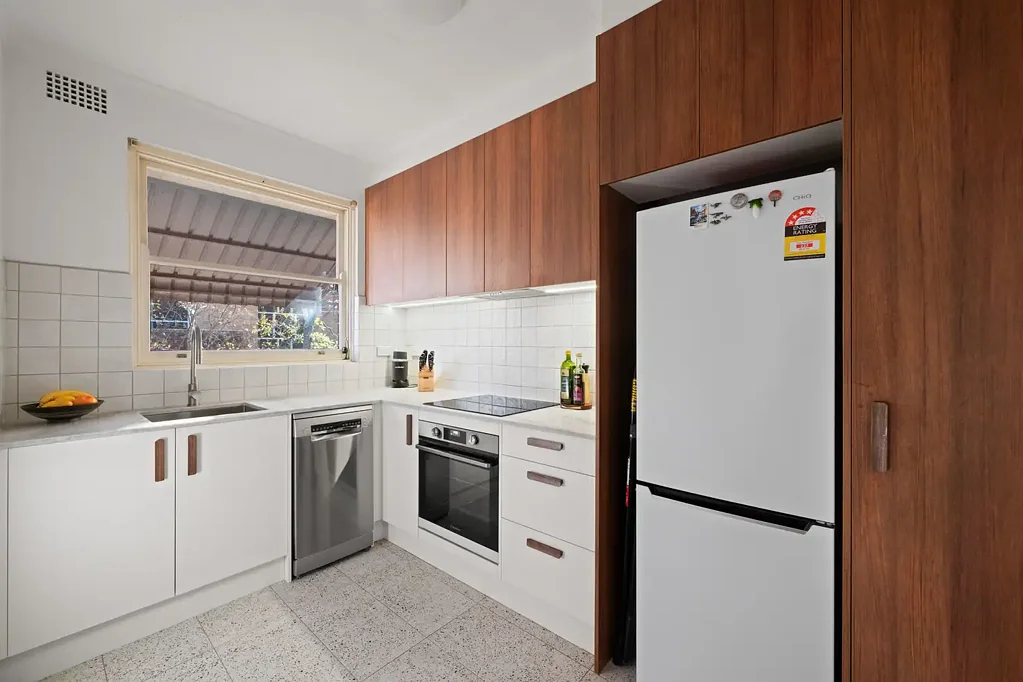 Renovated One-Bedroom Apartment with Car Space