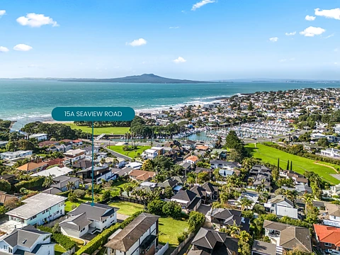 Castor Bay 4房  Elevated Opportunity | Endless Potential