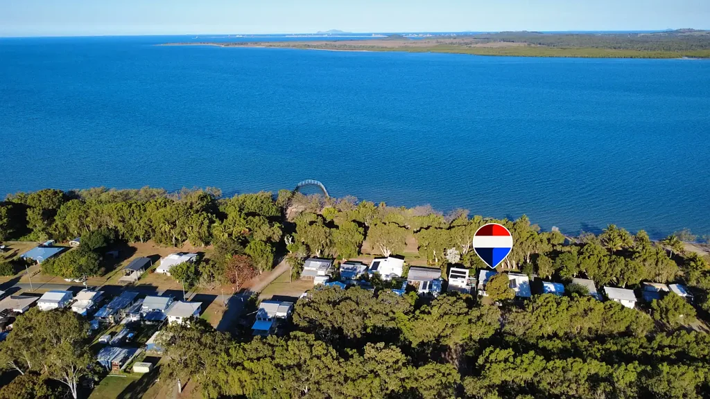 Mcewens Beach 3房  Beachfront Views & Coastal Living, Minutes from Mackay