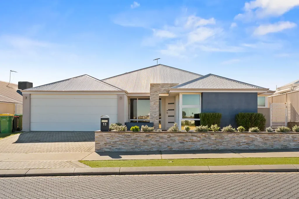Baldivis 4房  MODERN & STYLISH FAMILY LIVING - READY AND WAITING FOR YOU
