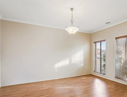 2 Nichollii Court, Manor Lakes, South West Melbourne, 4房, 2浴, House