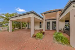 27/1 Pebble Beach, Coral Cove