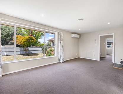 27 Denniston Crescent, Redwood, Christchurch, Canterbury, 3房, 1浴, 独立屋