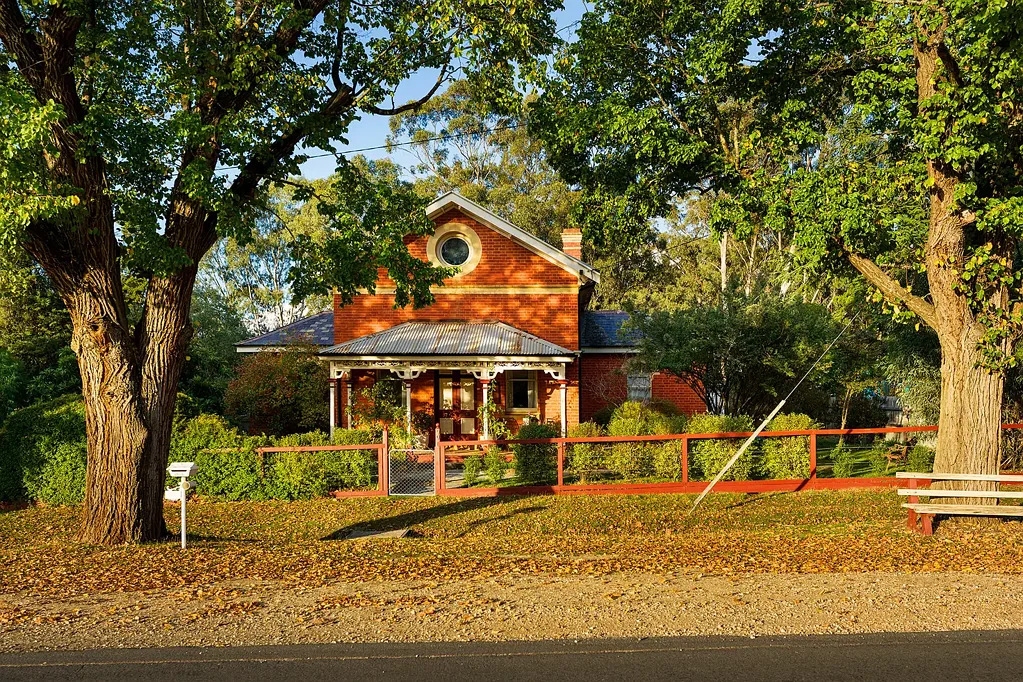 Fryerstown 3房  The Old Fryerstown Courthouse Circa 1880s