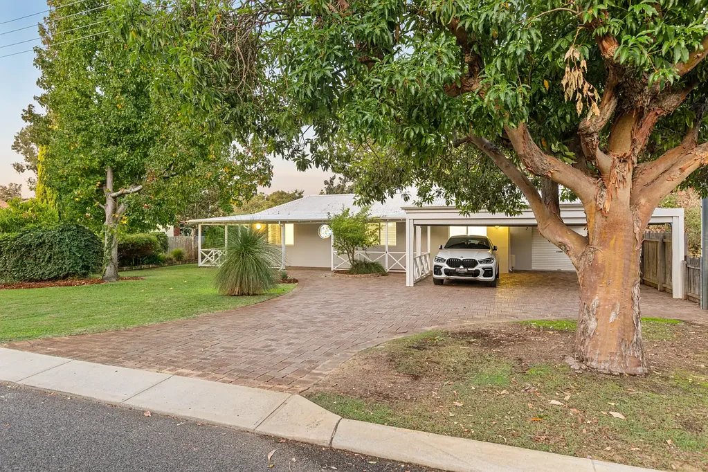 8 Campsie Street, Nedlands, WA 6009