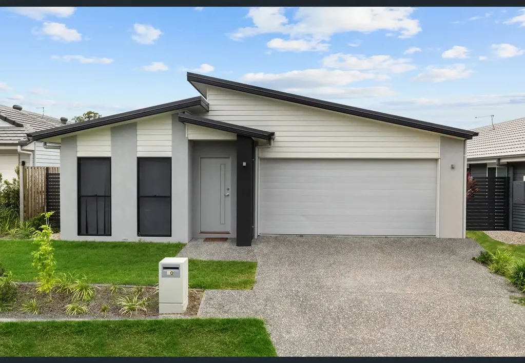 Perfect Family Home in Logan Reserve