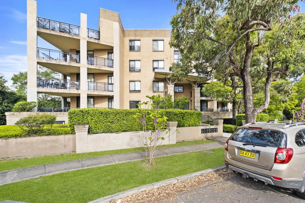 14/9-13 Griffiths Street, Blacktown, NSW 2148