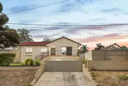 7 Dutton Drive, Para Hills