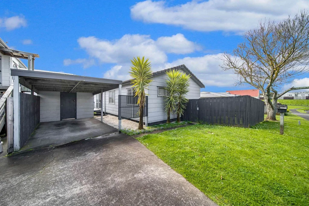 3 Bedroom Home in Wiri
