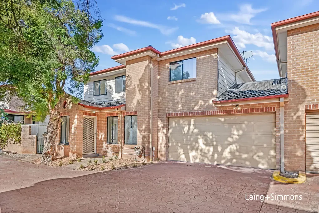 2/151-155 Blaxcell Street, Granville, NSW 2142