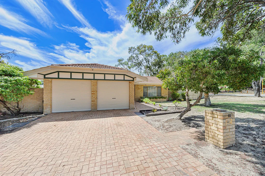 15 Parkland Parade, Bullsbrook, WA 6084