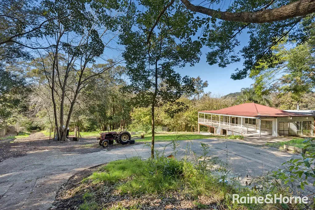West Gosford 3 Bedroom A Hidden Sanctuary on 2.323 Hectares
