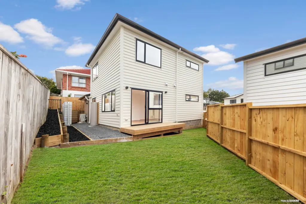 4237A Great North Road, Glendene, Waitakere City, Auckland