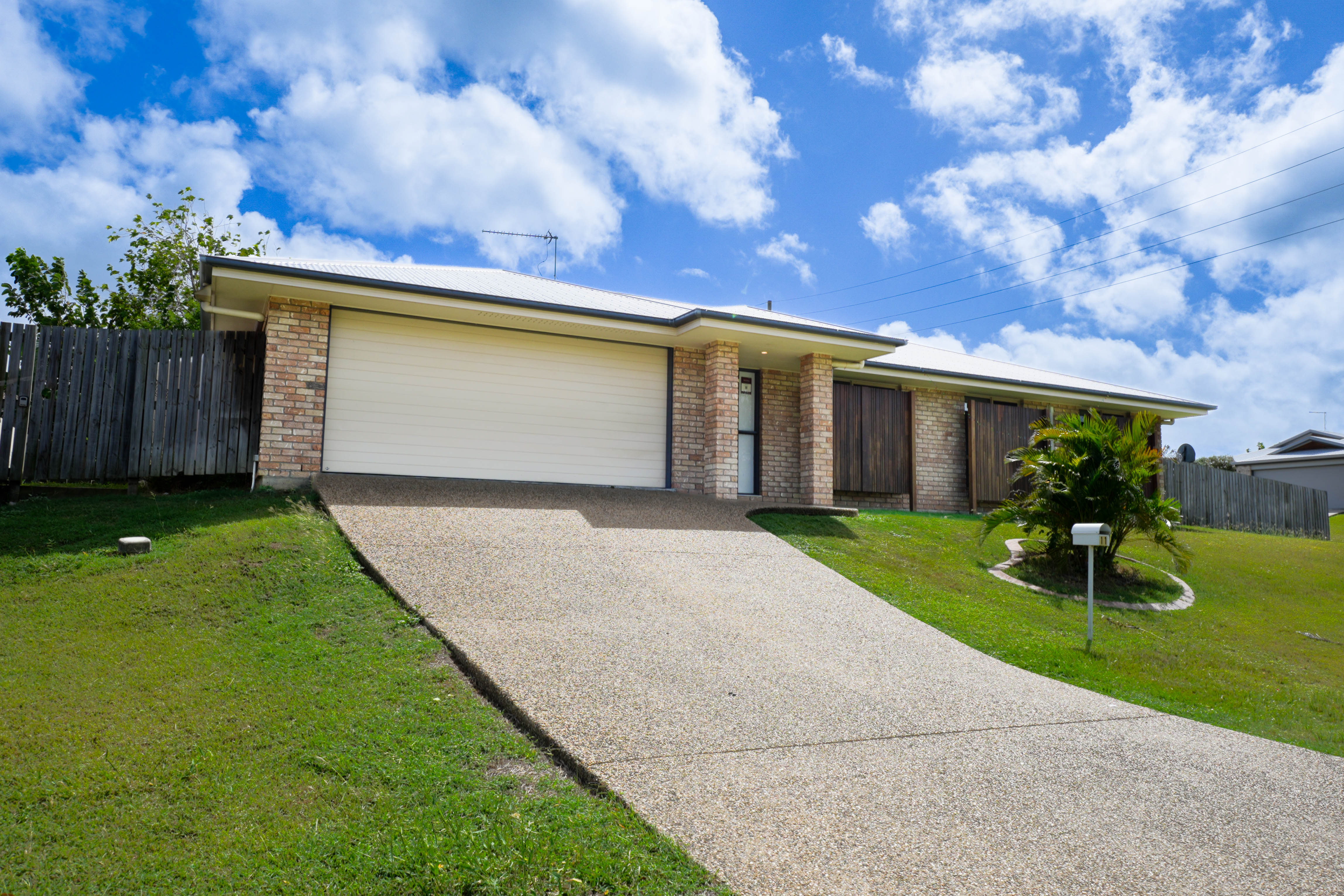 11 MULLIGAN CR, CALLIOPE QLD 4680, 0 habitaciones, 0 baños, House