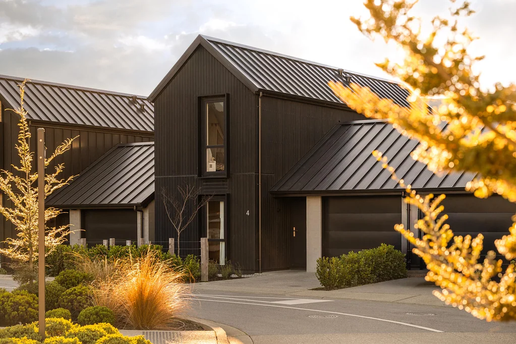 Jacks Point 3Zimmer Investment or Lifestyle Home - Offers Invited