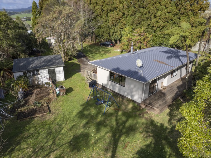 8 Poland Street, Waikino, Hauraki, 3 कमरे, 1 बाथरूम