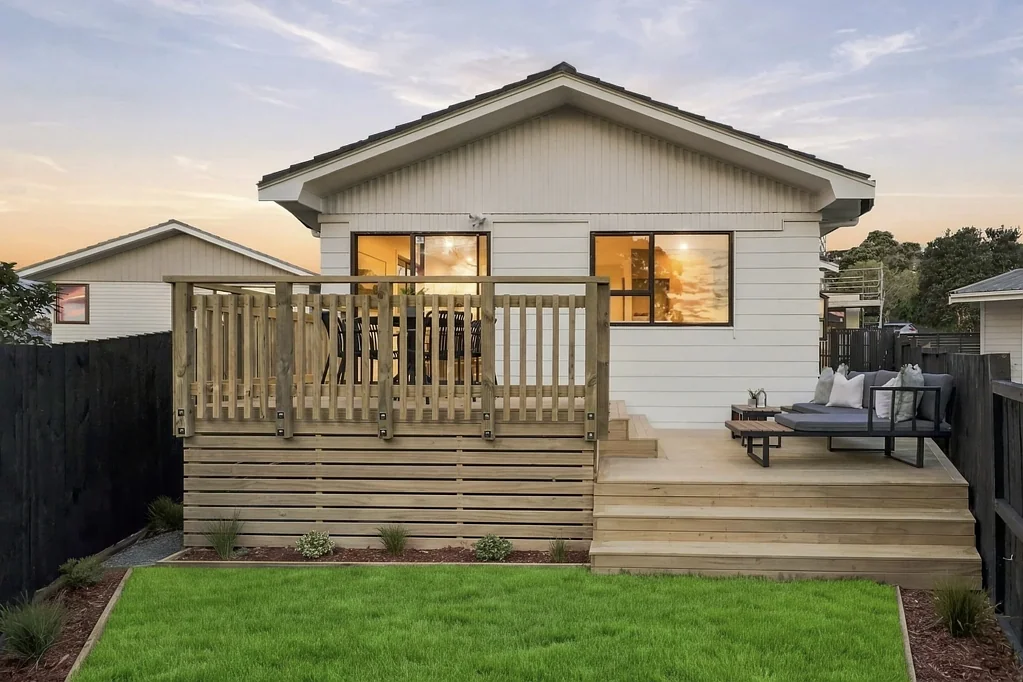 Birkdale 3कमरा MODERN, SINGLE LEVEL & MOVE-IN-READY!