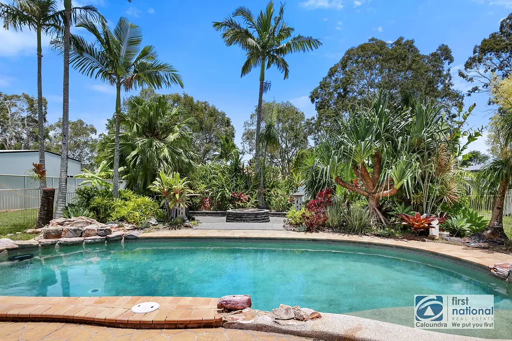 Little Mountain 7 Slaapkamer Oversized Family Living with Pool, Dual Living & Side Access