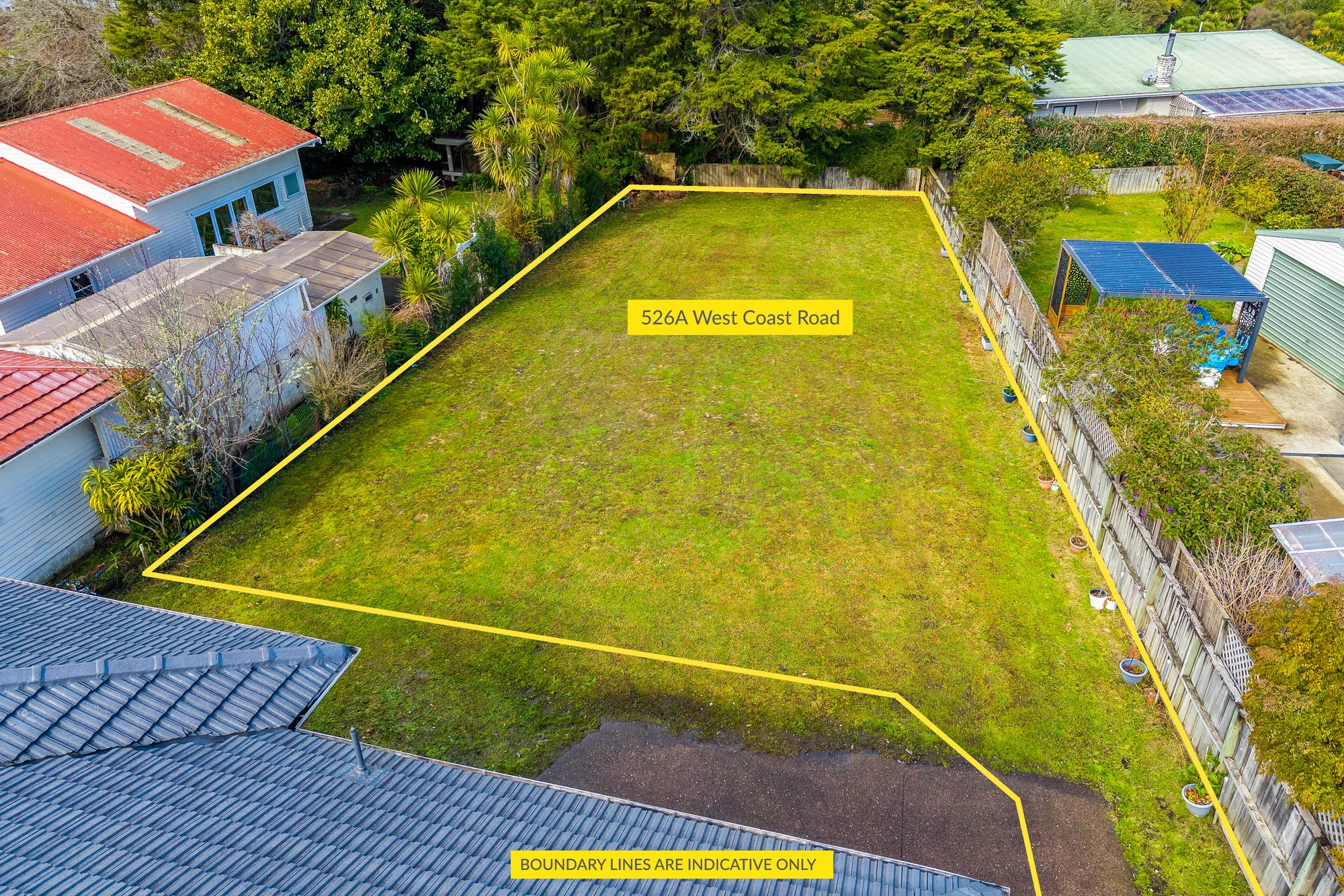 Oratia Flat & Sunny Freehold Section with Own Access