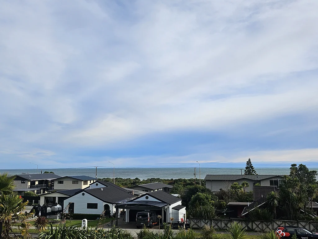 Karoro Elevated with sea views