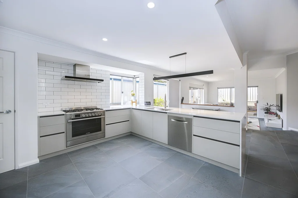 1 Thow Lane, Currambine, WA 6028