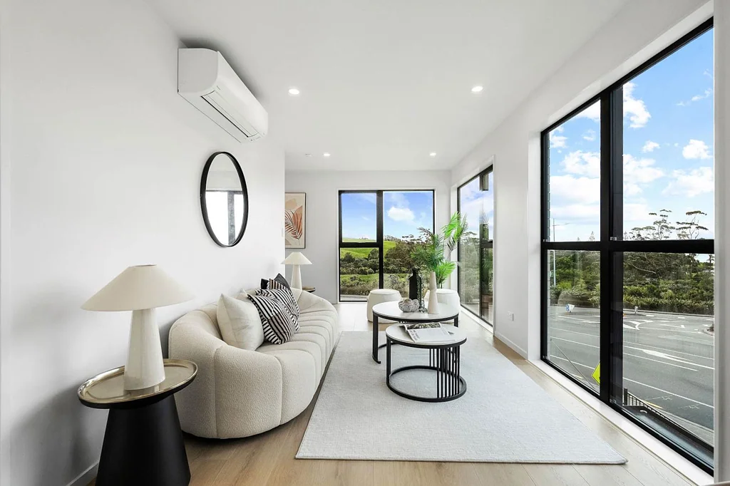 Long Bay 3ਬੈੱਡਰੂਮ New Coastal Townhouses Steps from Long Bay Beach