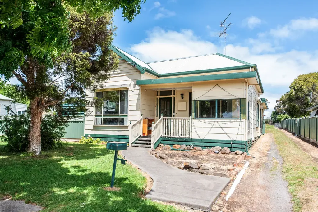 22 Fyfe Street, Hamilton, VIC 3300