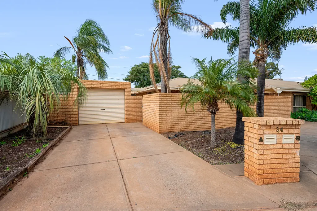 Boulder 3房  3x2 Duplex – No Strata Fees, Low-Maintenance Living