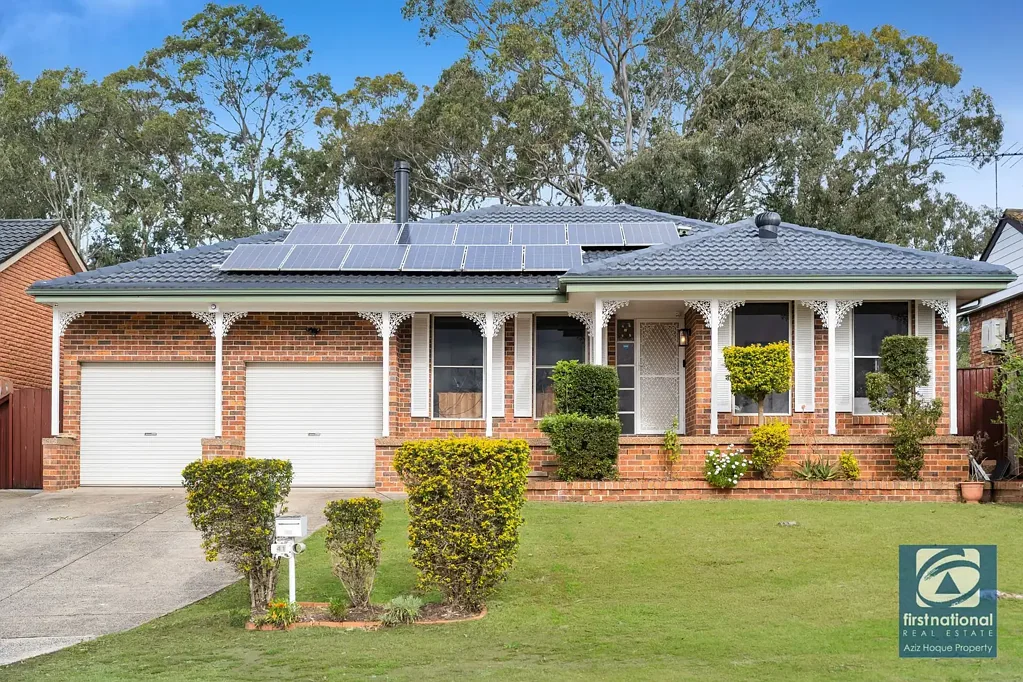 Ingleburn 4બેડરૂમ Renovated Family Haven with an Oversized Heated Pool in Huge 784 sqm Land !!!