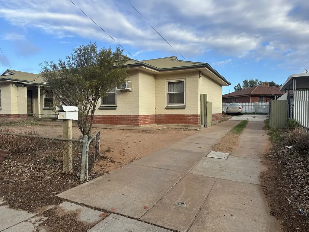 Port Augusta 6બેડરૂમ Duplex Opportunity - Ideal Investment