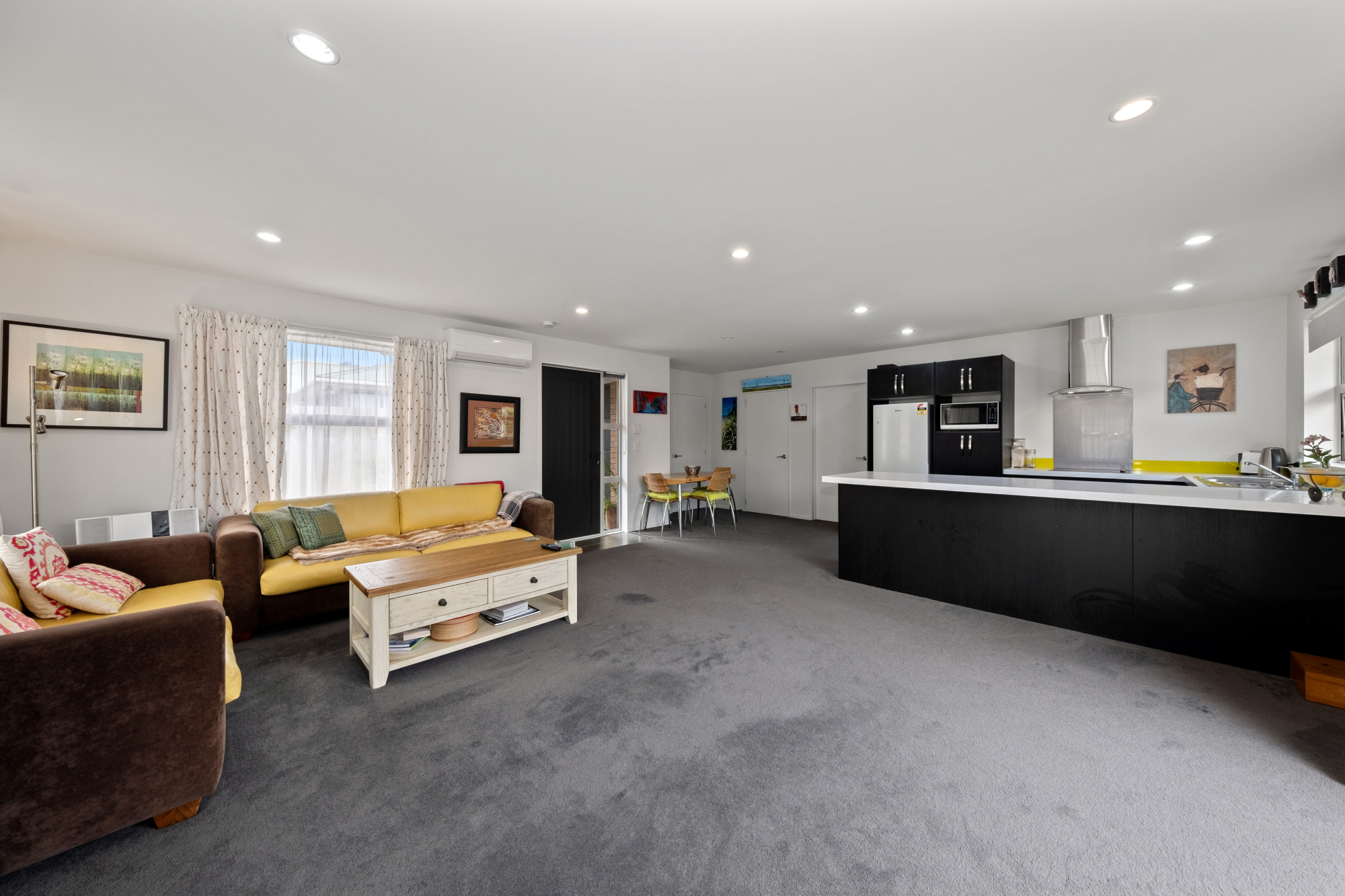 2/8 Ensors Road, Opawa, Christchurch, 2 phòng ngủ, 1 phòng tắm